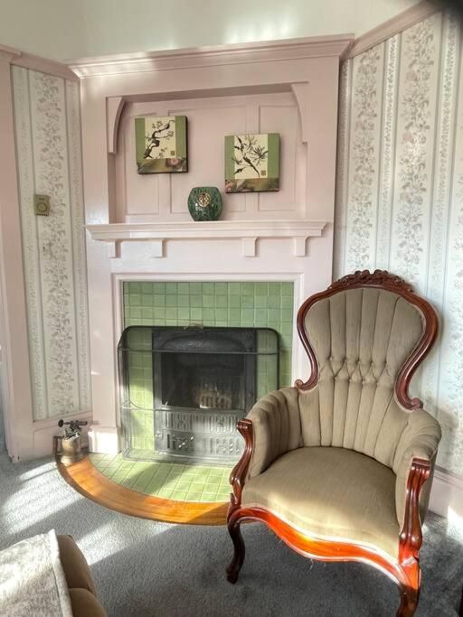 Parlor Suite In Heritage Manor, Fairfield, Near Dt Victoria Extérieur photo