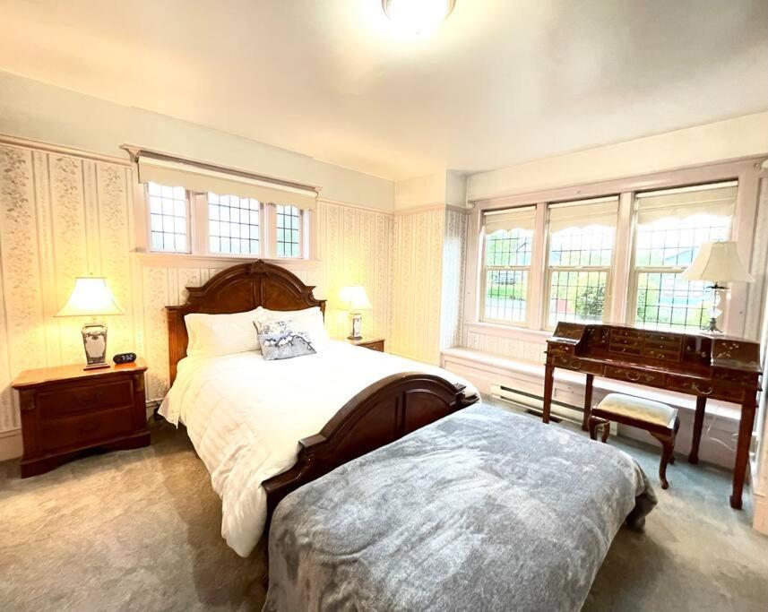 Parlor Suite In Heritage Manor, Fairfield, Near Dt Victoria Extérieur photo